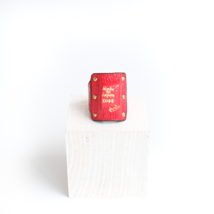 Ring/ SQ. RED #24